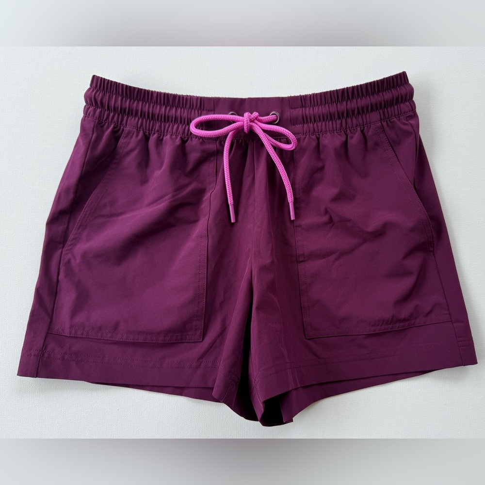 Lou & Grey Shorts Women's Plum Athletic Shorts XS